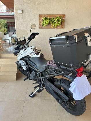 TRIUMPH TIGER 800 XRX 